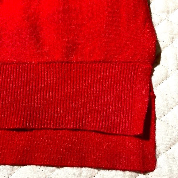 MICHAEL Michael KORS True Red Tunic Sweater. Large. - Picture 5 of 8